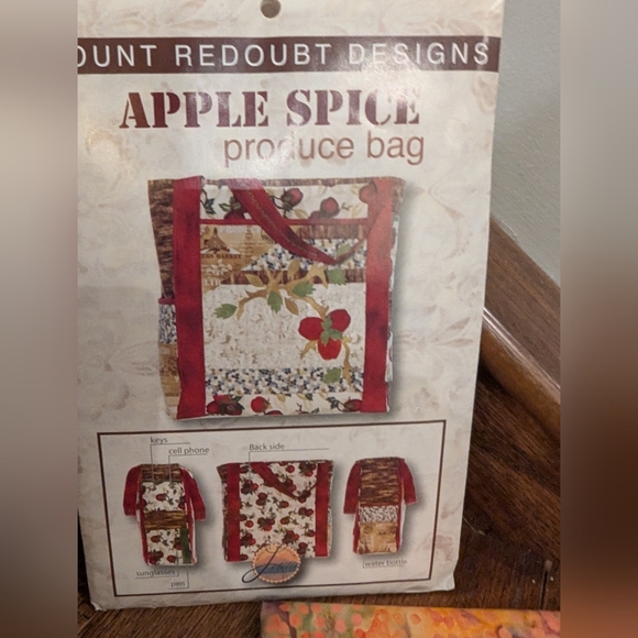Mount Redoubt Designs by Letita Hutchings Apple spice produce bag Quilt Project - Picture 4 of 11